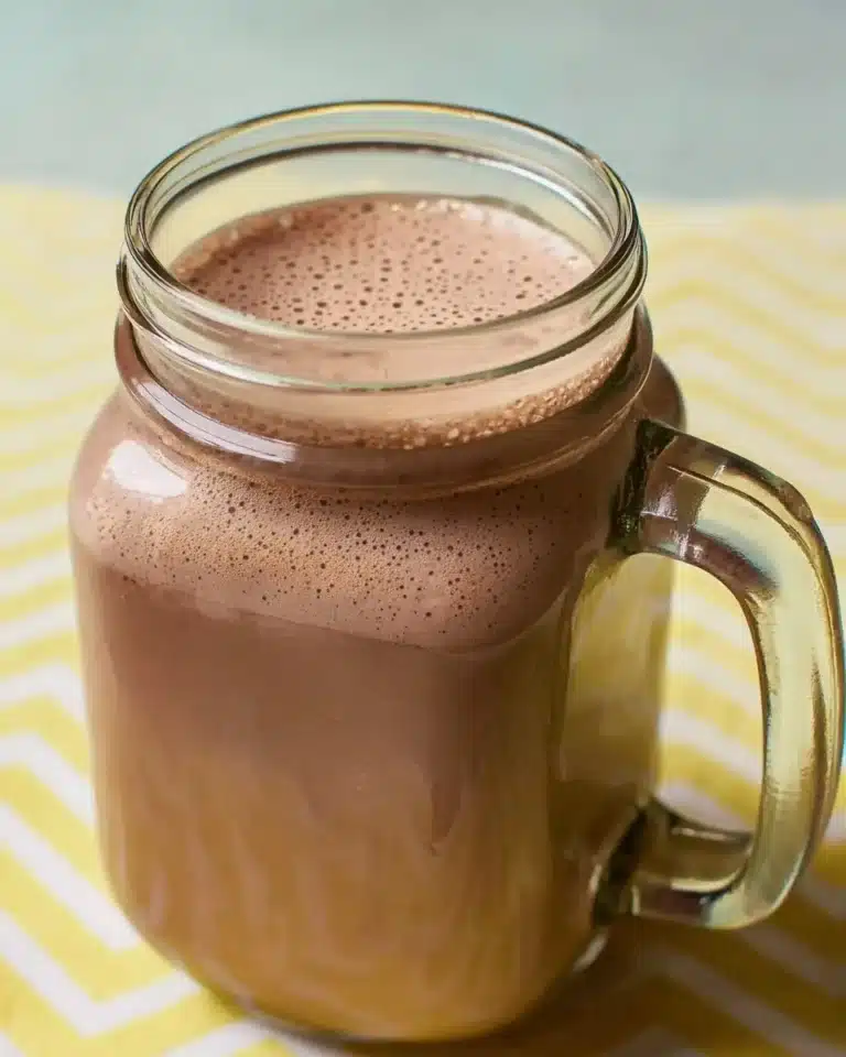 Cocoa, Banana, and Peanut Butter Smoothie Recipe