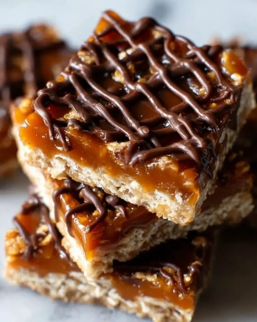 Pretzel Bark: Salty, Caramel, and Chocolate Delight in 5 Minutes Recipe