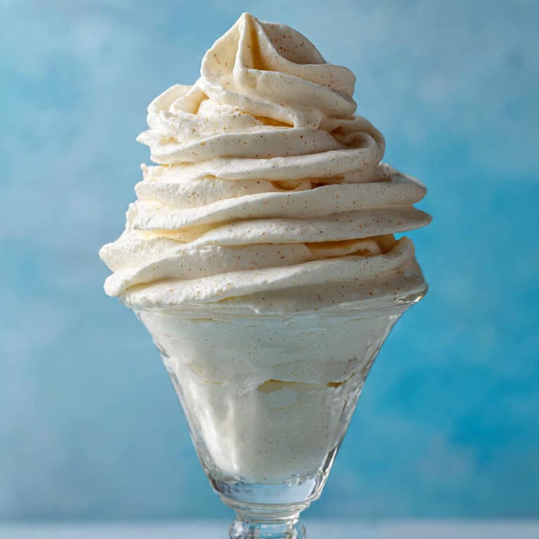 Homemade Whipped Cream with Vanilla and Stabiliser Recipe