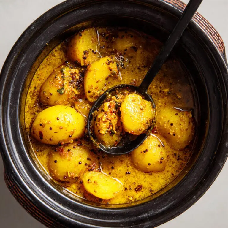 Poori Aloo – Spiced Potatoes with Onion and Achar Oil Recipe