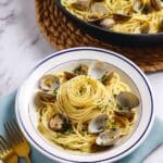 Spaghetti alle Vongole (Spaghetti with Baby Clams) Recipe