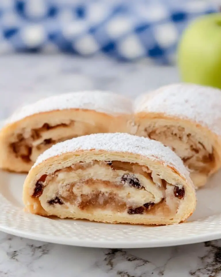 Homemade Apple Strudel with Raisins and Cinnamon Recipe