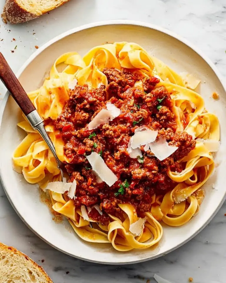 Quick Sausage Ragù with Pasta Recipe