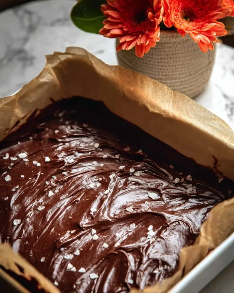 No-Bake Dark Chocolate Oatmeal Cookie Bars Recipe