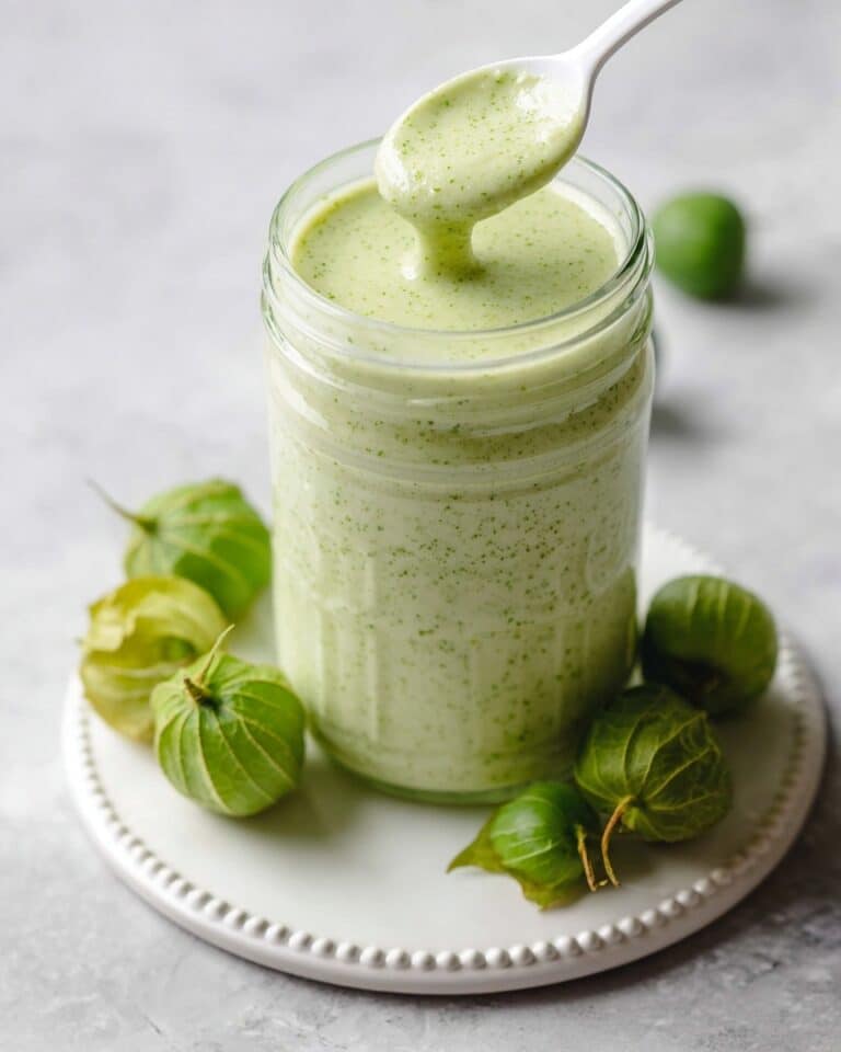 Cafe Rio Tomatillo Ranch Dressing Recipe