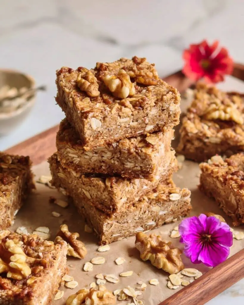 Banana Yogurt Oatmeal Bars Recipe