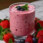 Super Easy Berry Smoothie Recipe